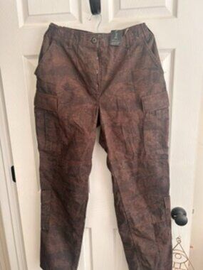 Urban Outfitters Urban Renewal Digital Camo Pants Size L Brown